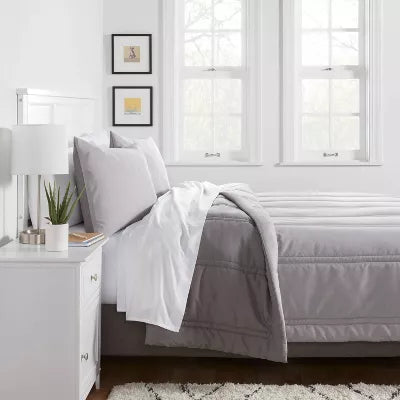 Lofty Microfiber Comforter