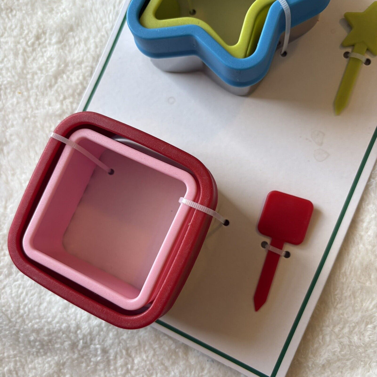 Target Bullseye Sandwich Cutter Set of 9 Pieces with Home, Star & Square Shapes